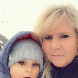 Meet your Posher, Deborah